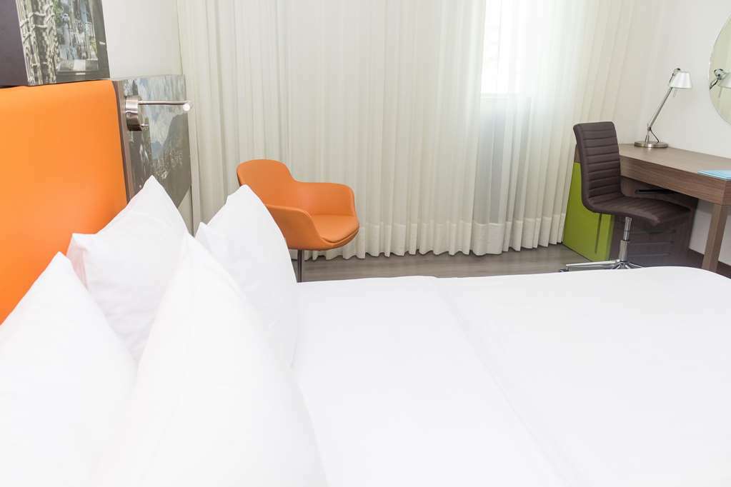 Hampton By Hilton Lima San Isidro Hotel Kamer foto